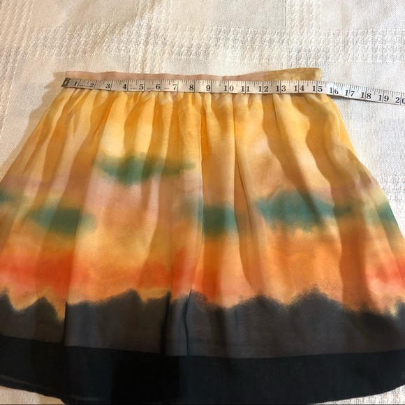 Beautiful women’s summer skirt! - Picture 10 of 11